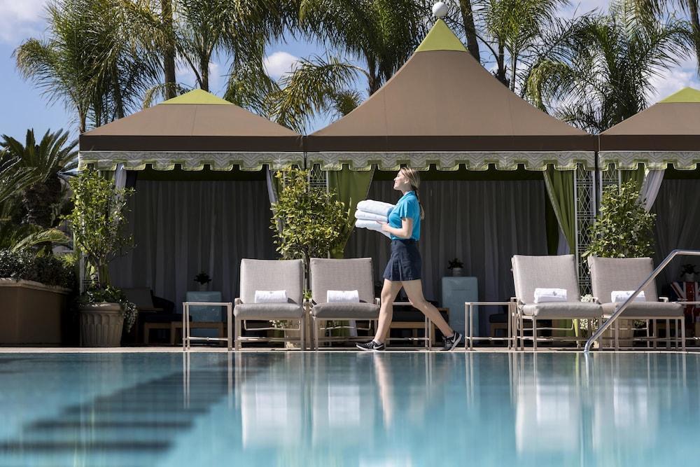 Four Seasons Angeles At Beverly Hills Hotel